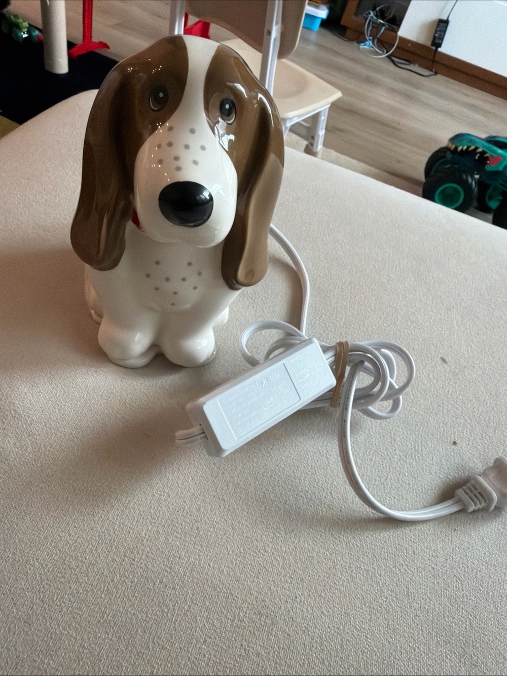 The Pioneer Woman Charlie Basset Hound Dog Ceramic Scented Wax Melt Warmer